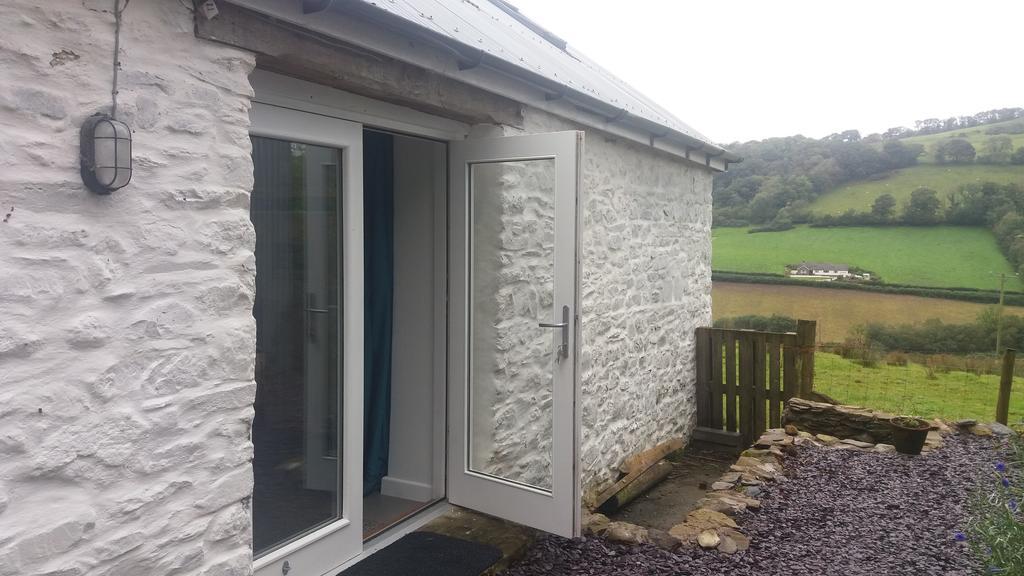 Rhiwiau Self Catering Villa Carmarthen Eksteriør bilde