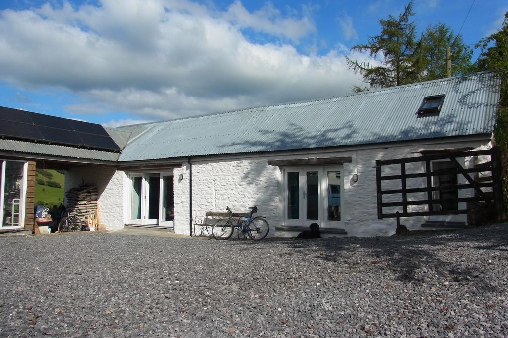 Rhiwiau Self Catering Villa Carmarthen Eksteriør bilde